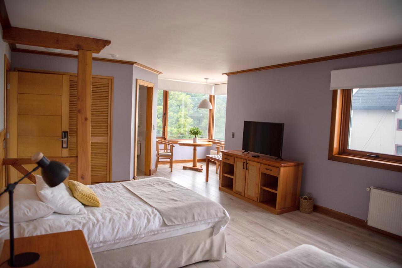 Hotel Puelche ปูแอร์โตบารัส ภายนอก รูปภาพ