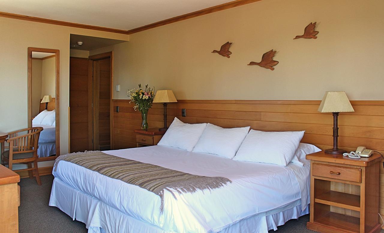 Hotel Puelche ปูแอร์โตบารัส ภายนอก รูปภาพ