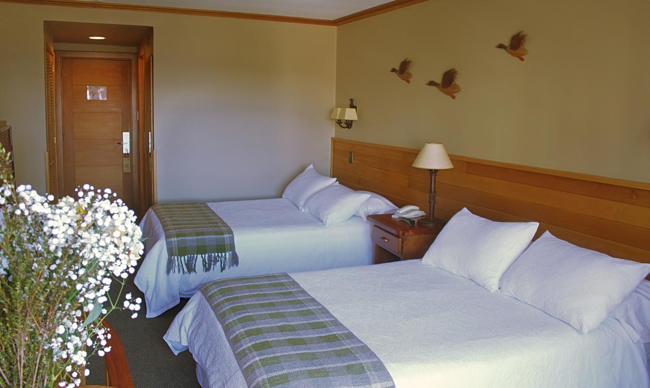 Hotel Puelche ปูแอร์โตบารัส ภายนอก รูปภาพ