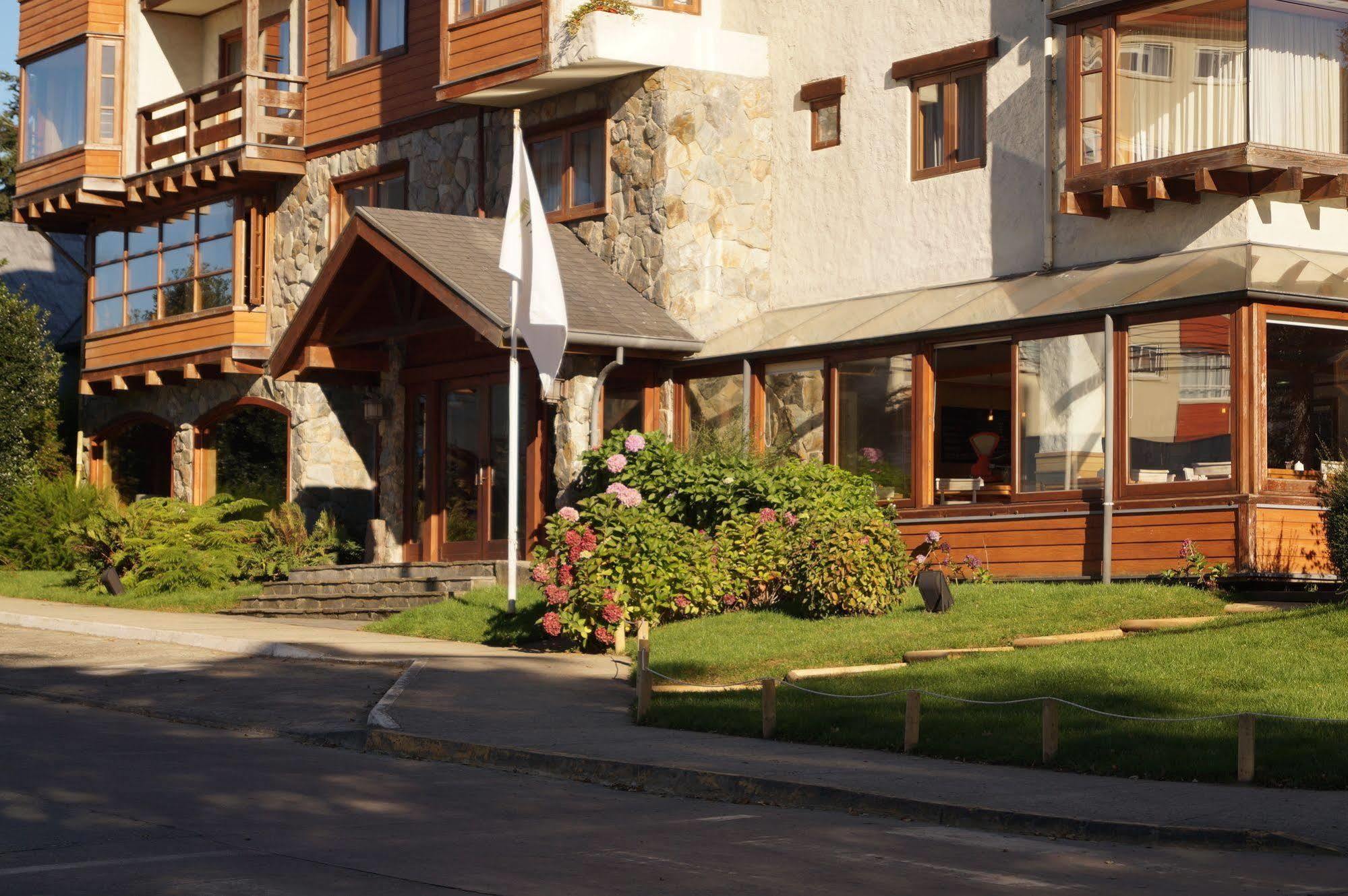 Hotel Puelche ปูแอร์โตบารัส ภายนอก รูปภาพ